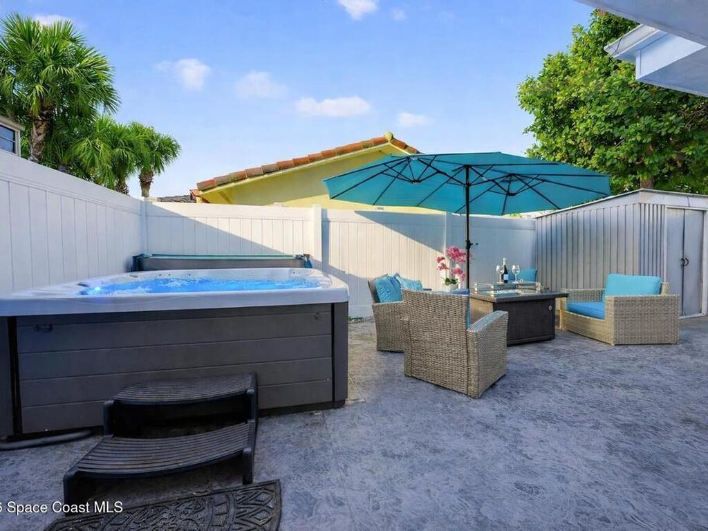 526 Jefferson Avenue, Cape Canaveral, FL 32920