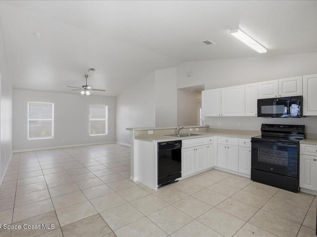 1145 11th Court, Vero Beach, FL 32962