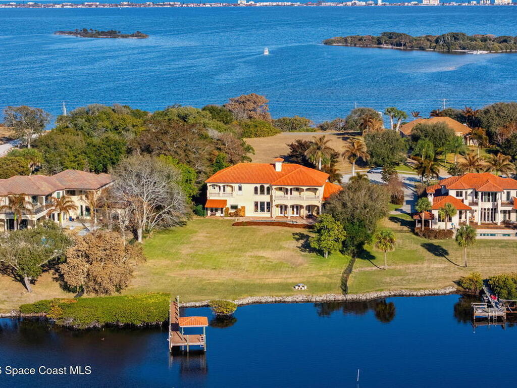 4760 Honeyridge Lane, Merritt Island, FL 32952