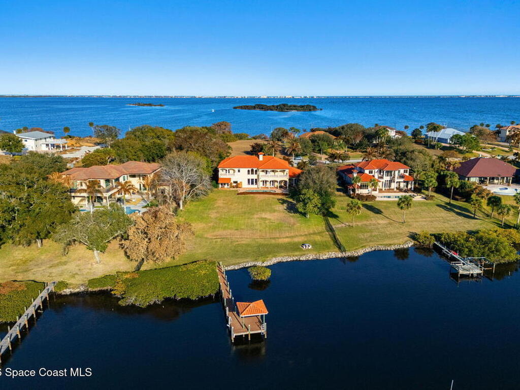 4760 Honeyridge Lane, Merritt Island, FL 32952