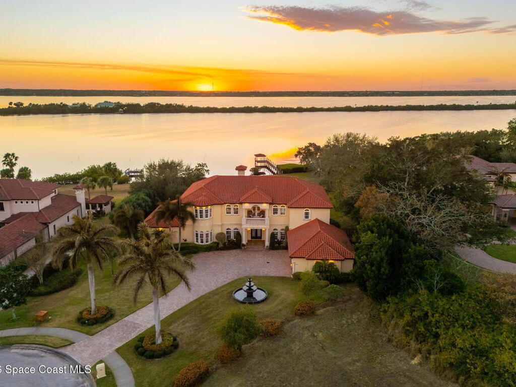 4760 Honeyridge Lane, Merritt Island, FL 32952