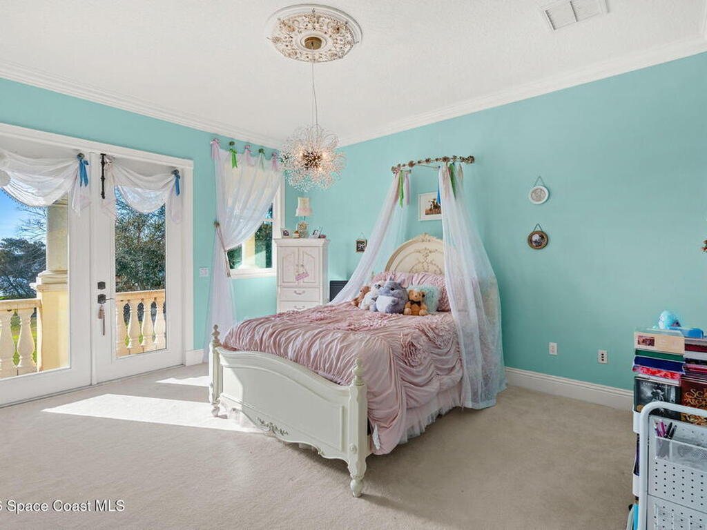 4760 Honeyridge Lane, Merritt Island, FL 32952