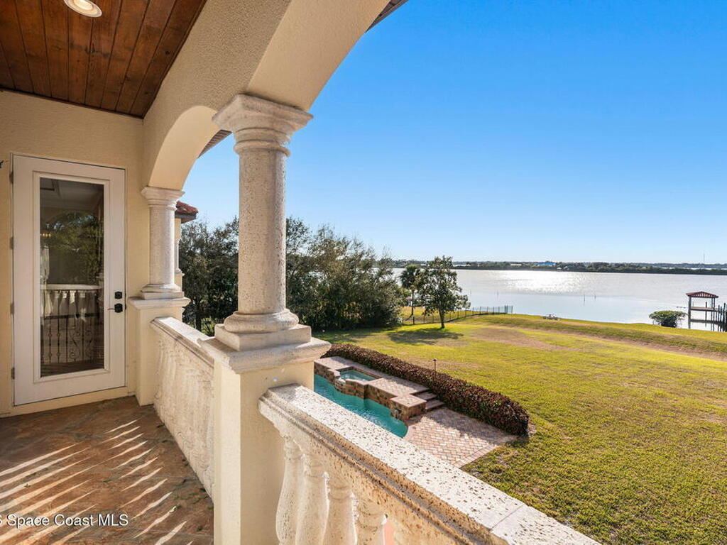 4760 Honeyridge Lane, Merritt Island, FL 32952