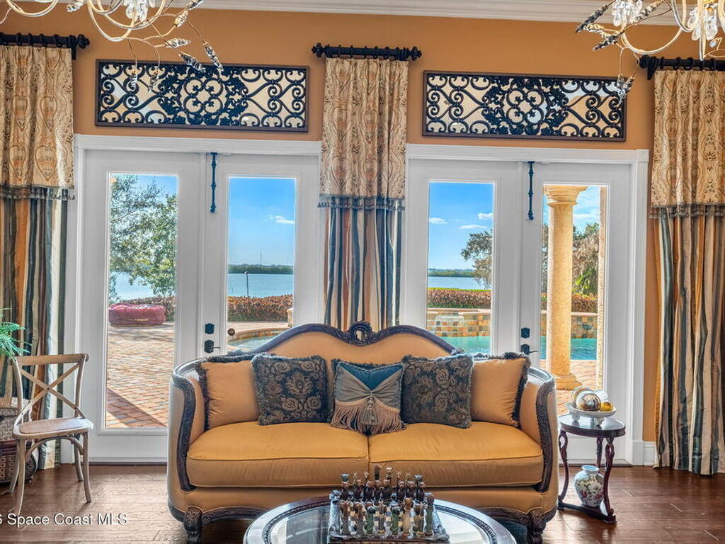 4760 Honeyridge Lane, Merritt Island, FL 32952