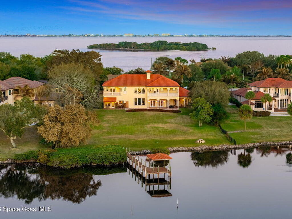 4760 Honeyridge Lane, Merritt Island, FL 32952