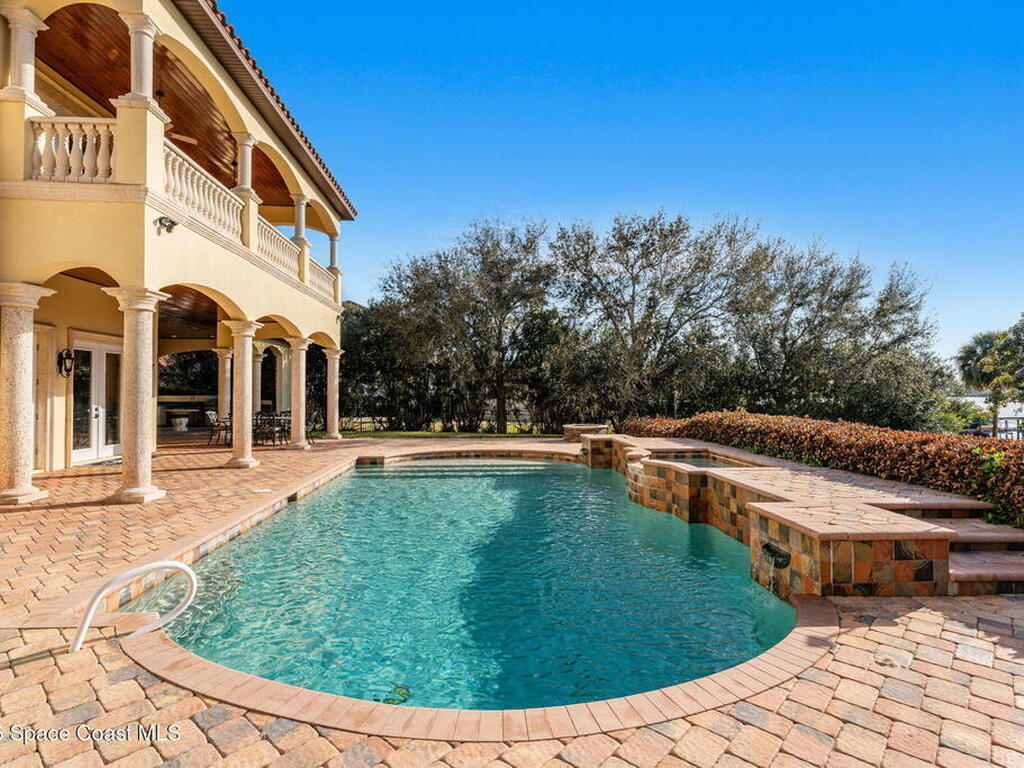 4760 Honeyridge Lane, Merritt Island, FL 32952