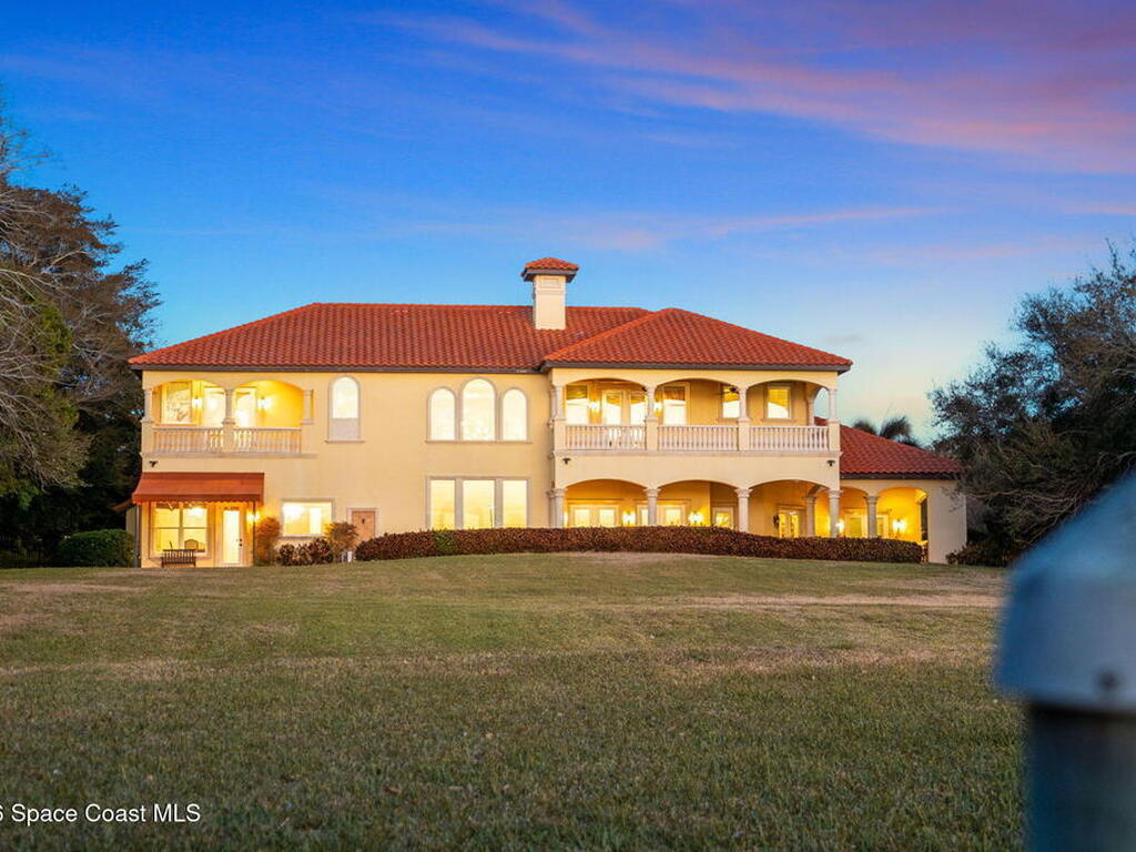 4760 Honeyridge Lane, Merritt Island, FL 32952