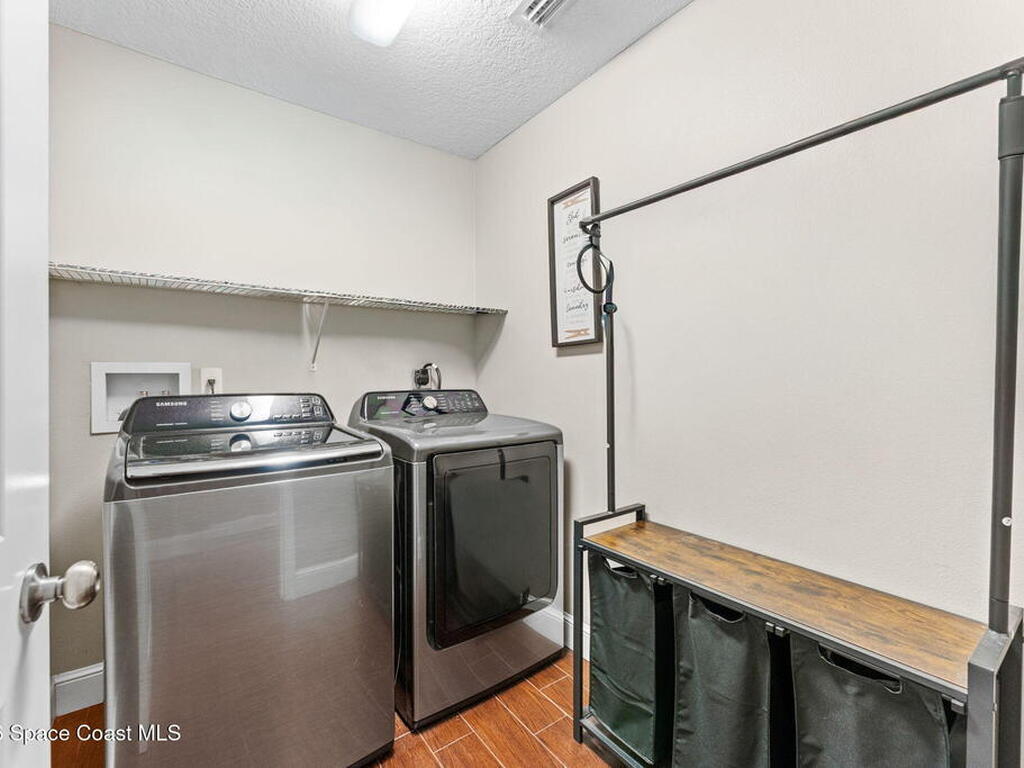 1695 Arch Road, Mims, FL 32754