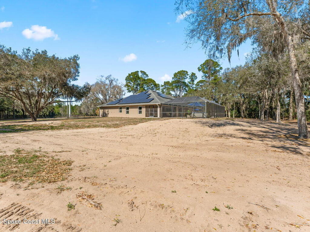 1695 Arch Road, Mims, FL 32754