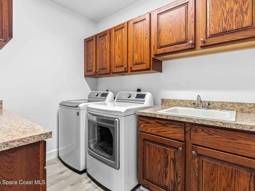 6920 Hacienda Drive, Grant, FL 32949