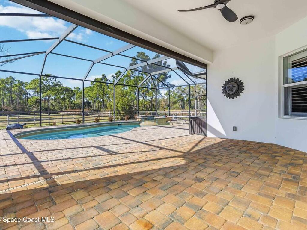 6920 Hacienda Drive, Grant, FL 32949