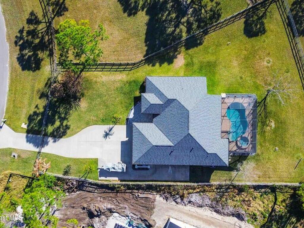 6920 Hacienda Drive, Grant, FL 32949