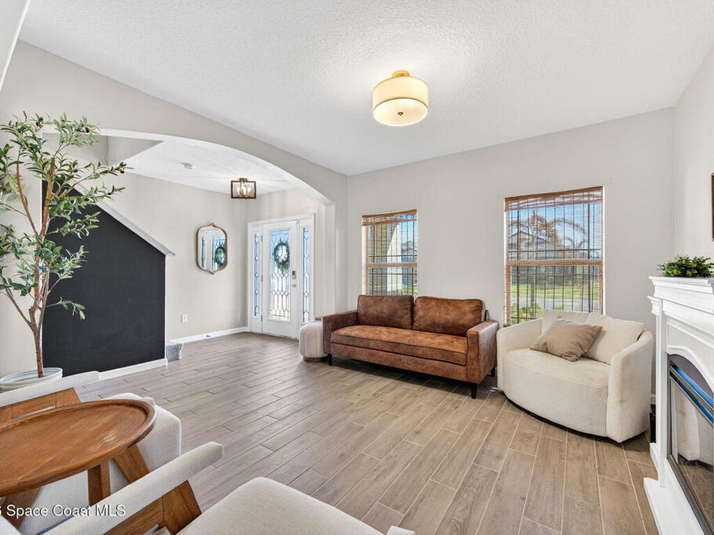 340 Wiregrass Avenue, West Melbourne, FL 32904