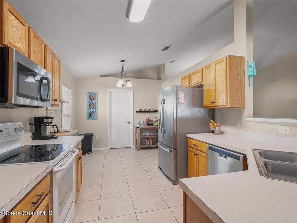 2106 Dryden Court, Melbourne, FL 32935