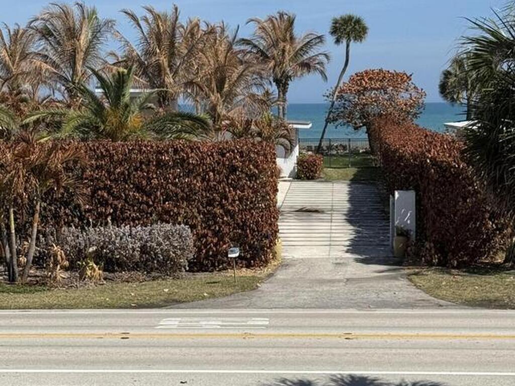 1508 S Miramar Avenue, Indialantic, FL 32903