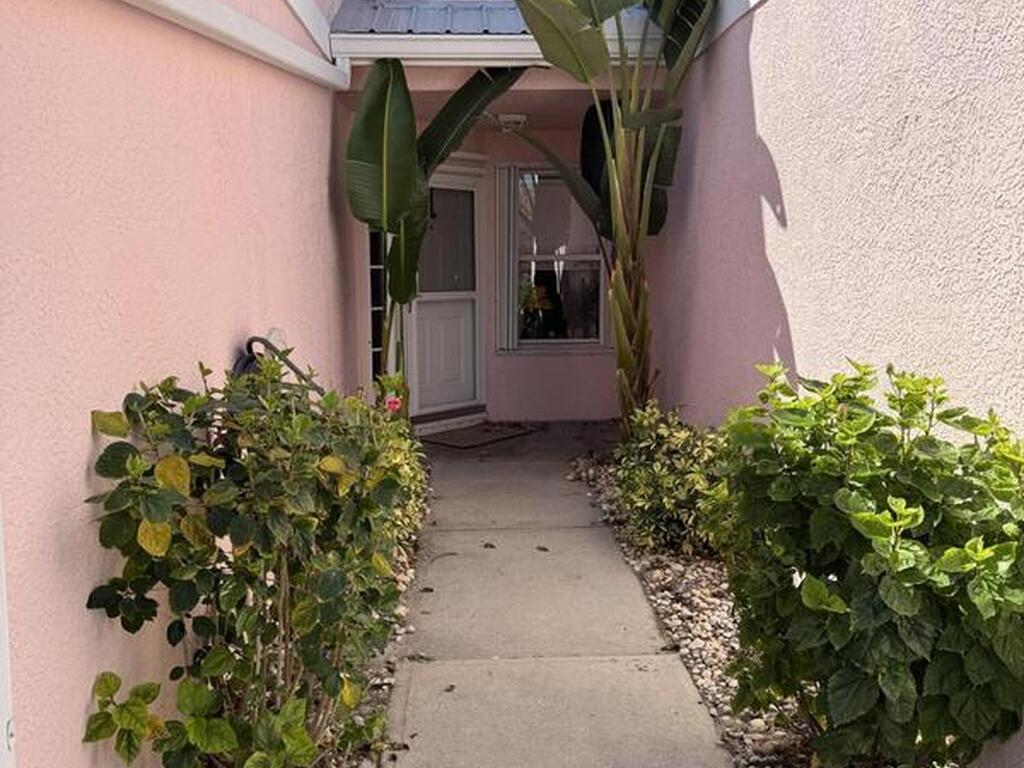 1508 S Miramar Avenue, Indialantic, FL 32903