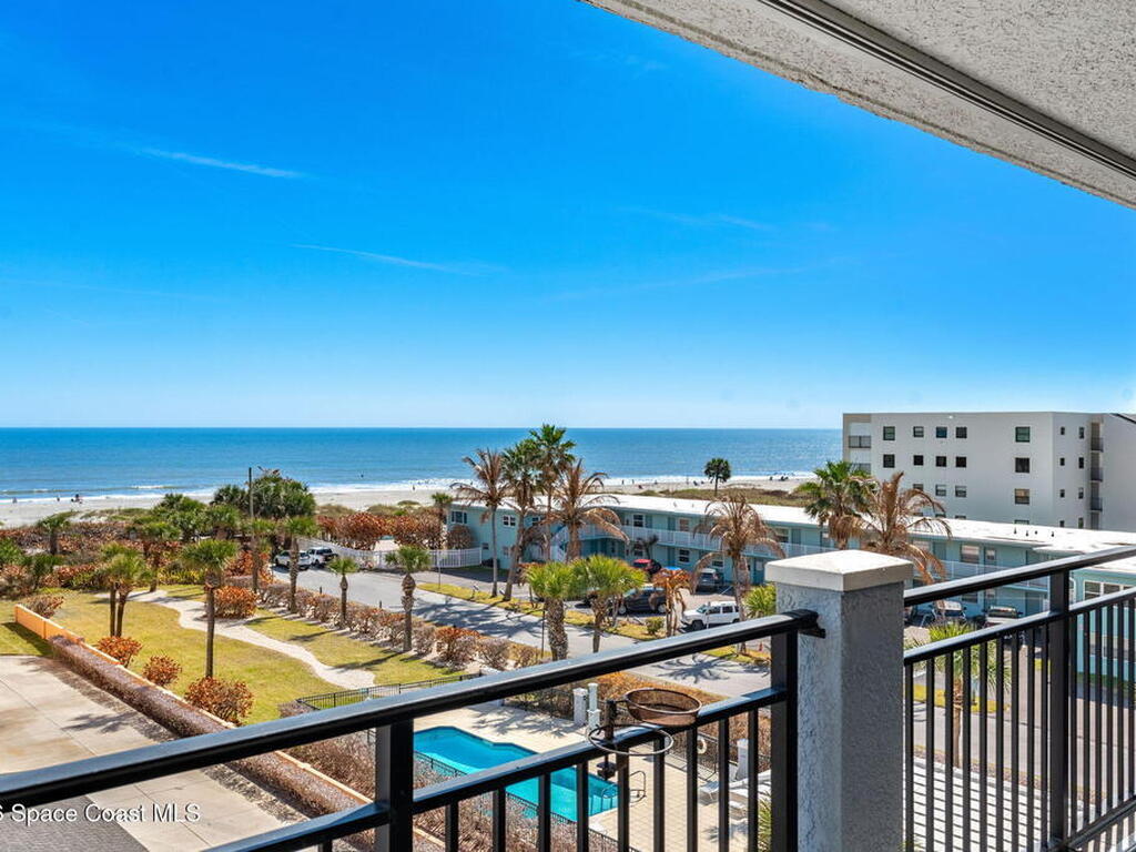 410 Hayes Avenue, Cocoa Beach, FL 32931