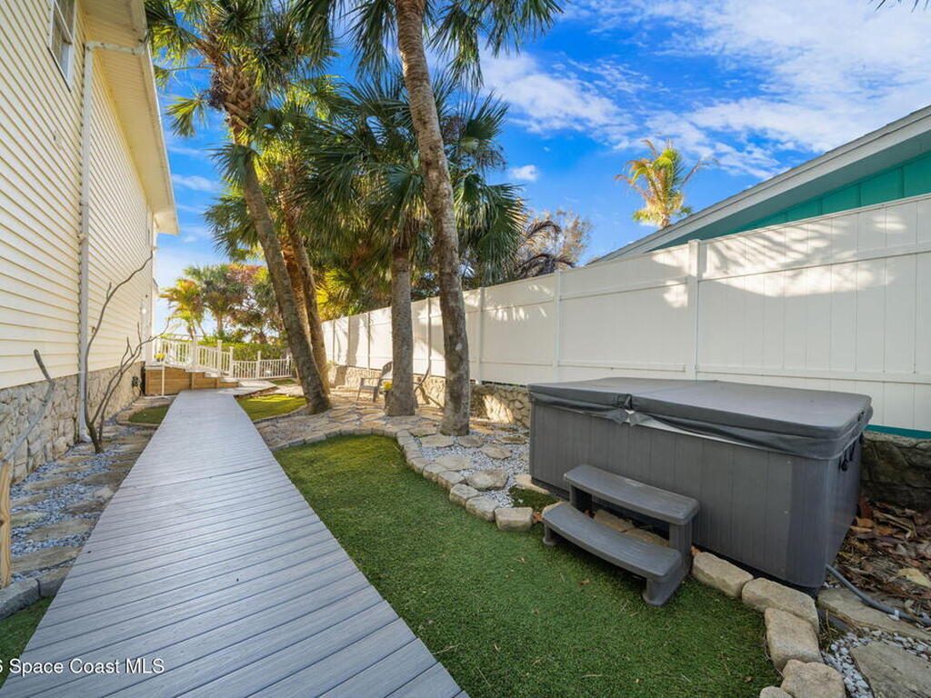 3450 S Atlantic Avenue, Cocoa Beach, FL 32931