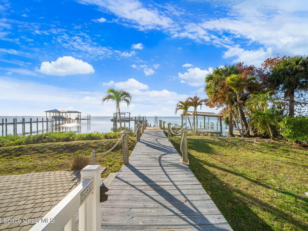 3450 S Atlantic Avenue, Cocoa Beach, FL 32931