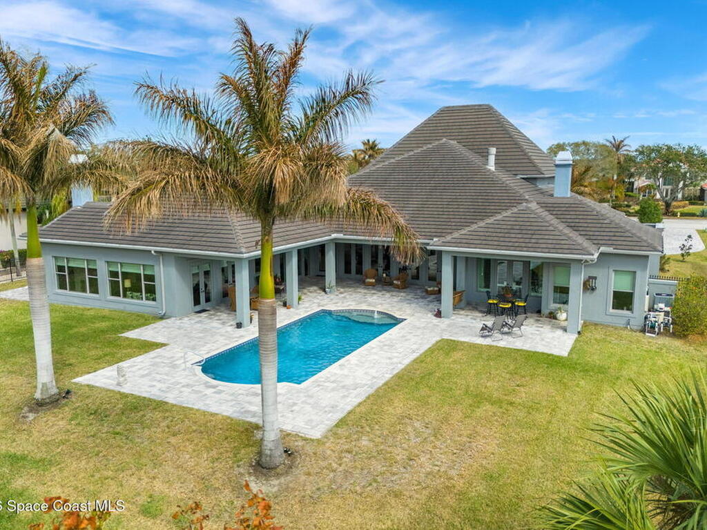 135 Lansing Island Drive, Indian Harbour Beach, FL 32937