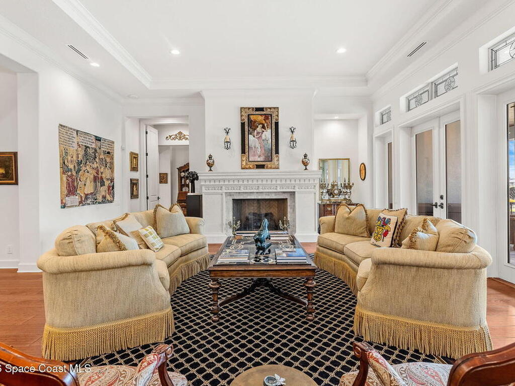 135 Lansing Island Drive, Indian Harbour Beach, FL 32937