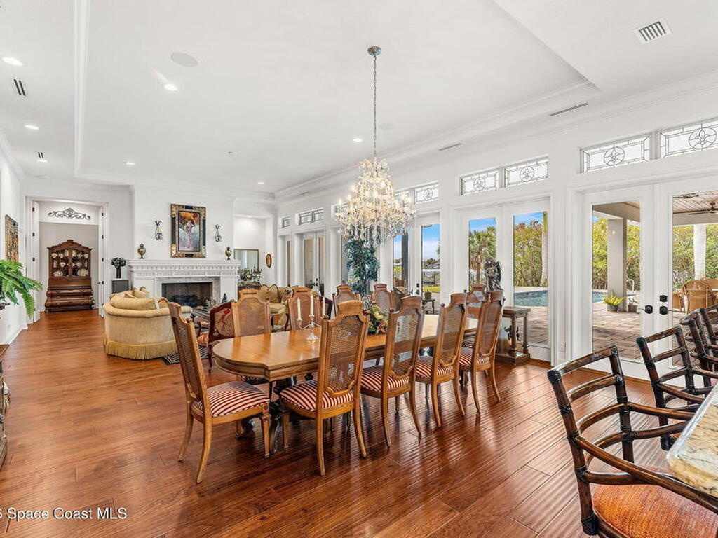 135 Lansing Island Drive, Indian Harbour Beach, FL 32937