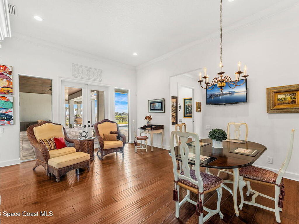 135 Lansing Island Drive, Indian Harbour Beach, FL 32937