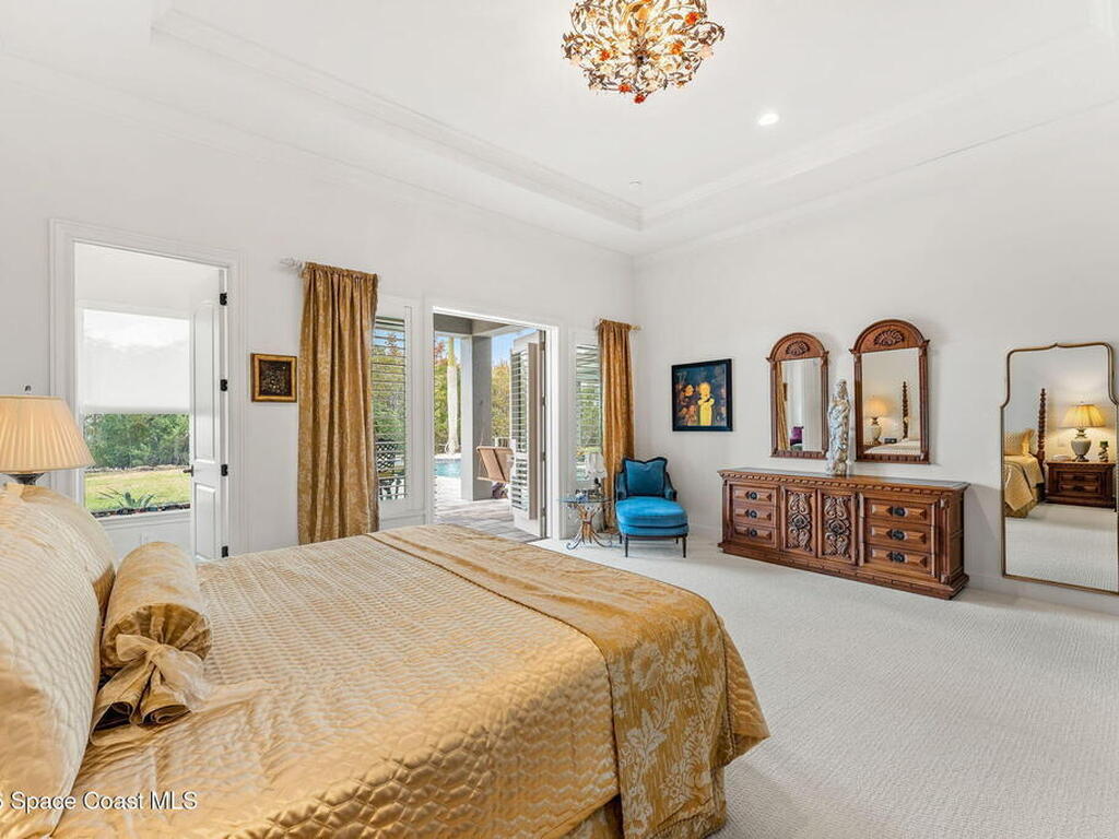 135 Lansing Island Drive, Indian Harbour Beach, FL 32937