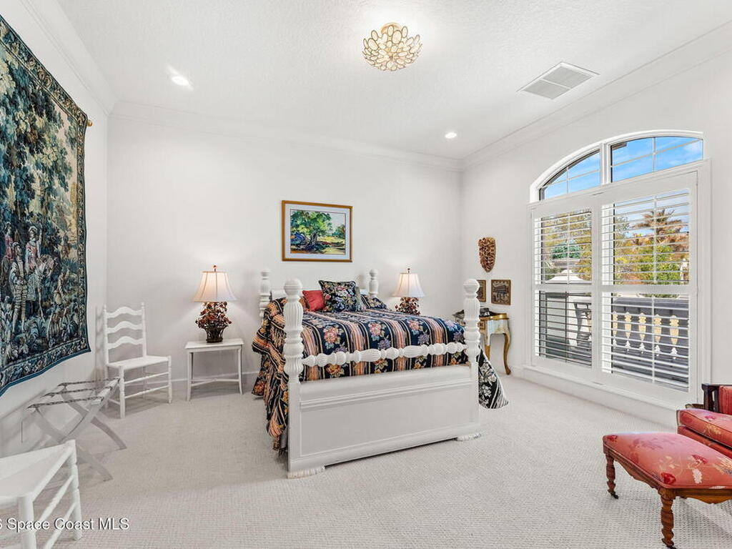 135 Lansing Island Drive, Indian Harbour Beach, FL 32937