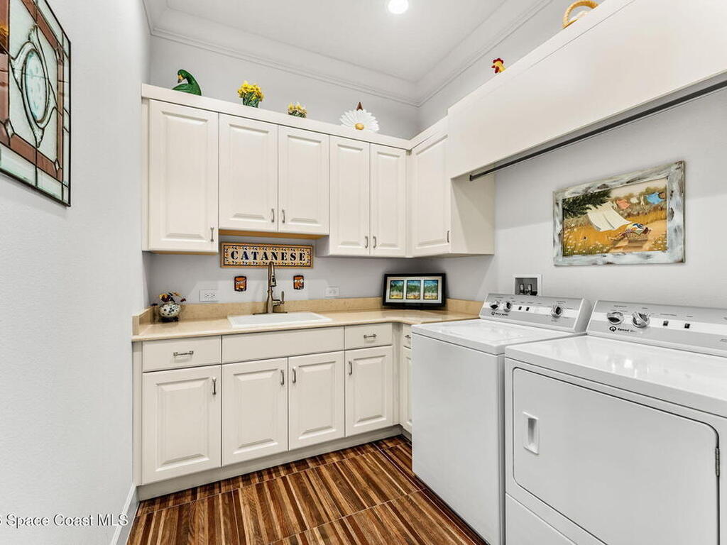 135 Lansing Island Drive, Indian Harbour Beach, FL 32937