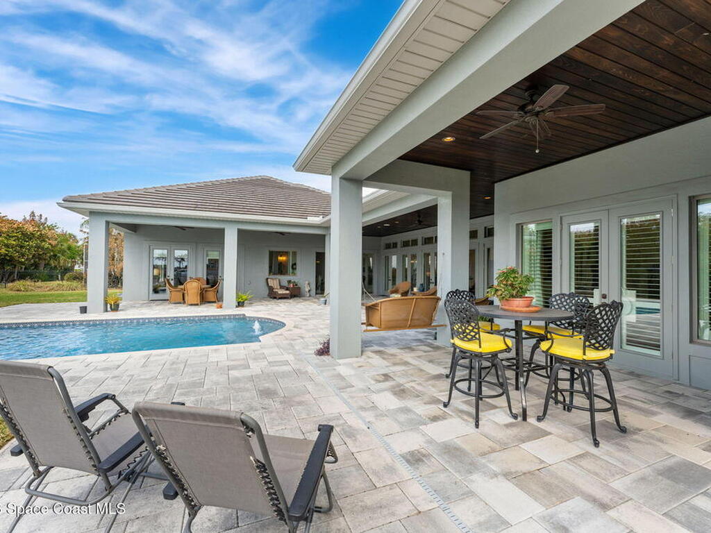 135 Lansing Island Drive, Indian Harbour Beach, FL 32937