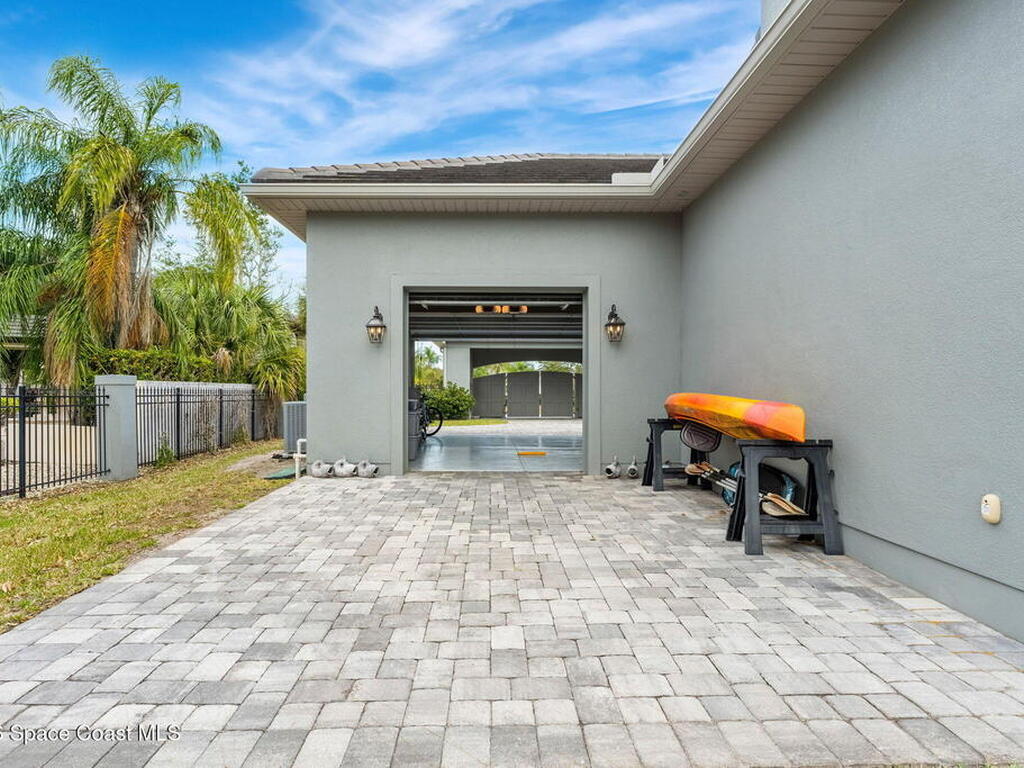 135 Lansing Island Drive, Indian Harbour Beach, FL 32937