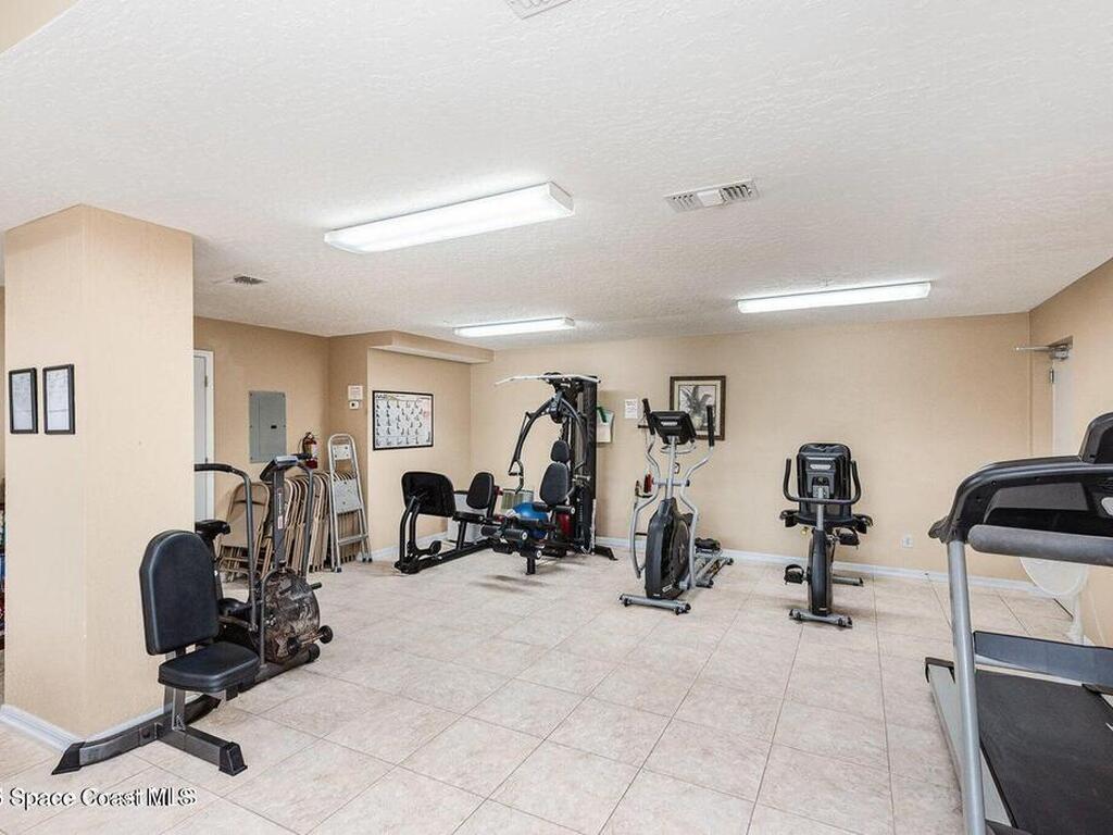 8700 Ridgewood Avenue, Cape Canaveral, FL 32920