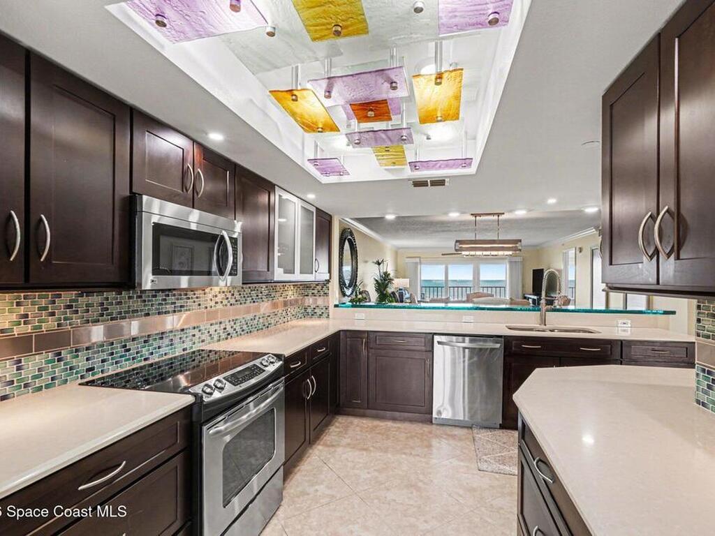 8700 Ridgewood Avenue, Cape Canaveral, FL 32920