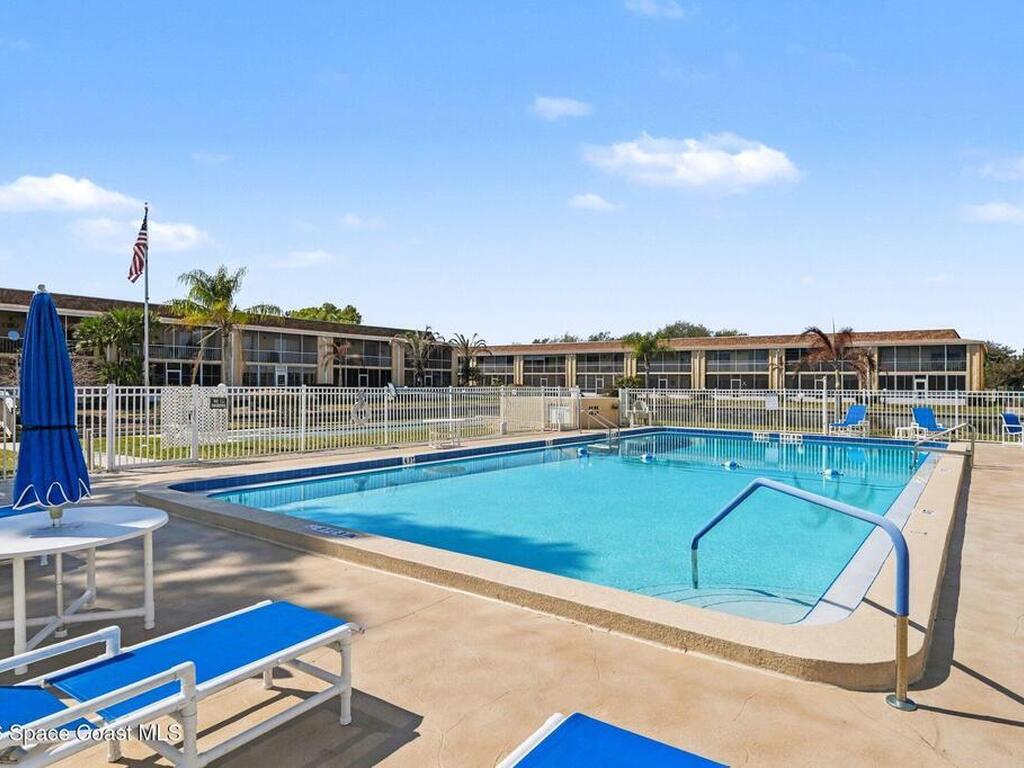 2135 N Courtenay Parkway, Merritt Island, FL 32953