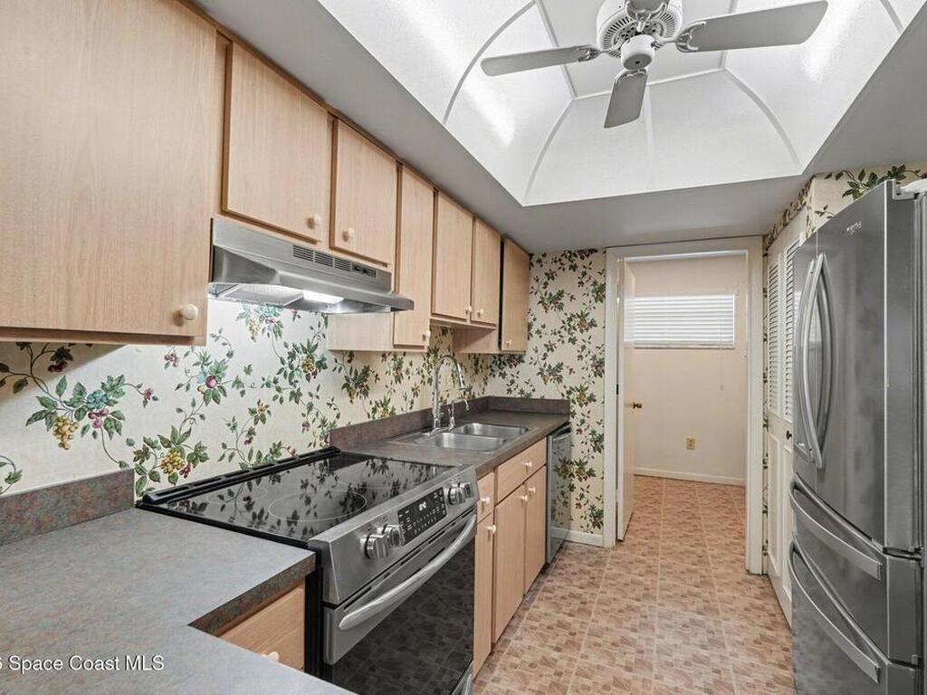 2135 N Courtenay Parkway, Merritt Island, FL 32953