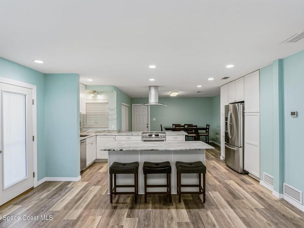 456 Barrello Lane, Cocoa Beach, FL 32931