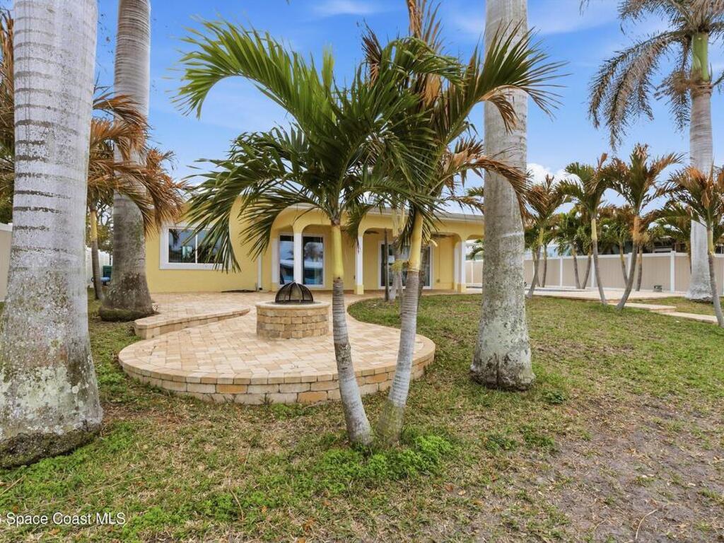 456 Barrello Lane, Cocoa Beach, FL 32931