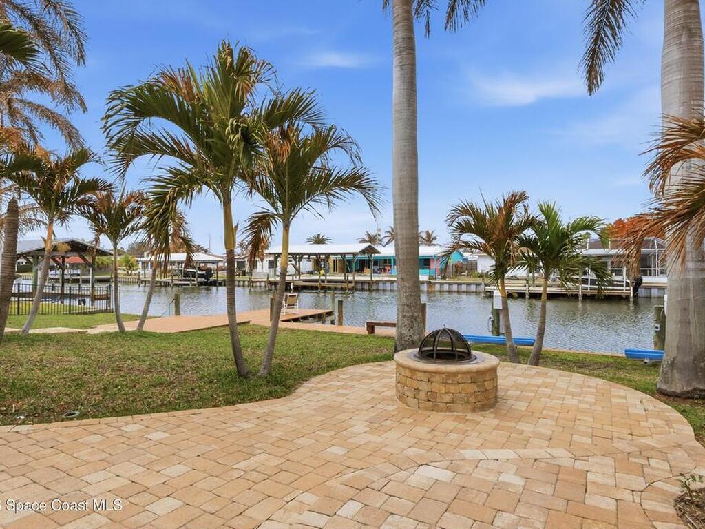 456 Barrello Lane, Cocoa Beach, FL 32931
