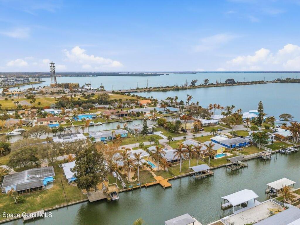 456 Barrello Lane, Cocoa Beach, FL 32931