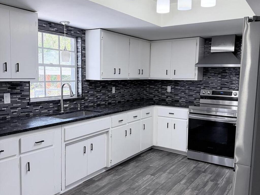 7997 Babcock Street, Palm Bay, FL 32909