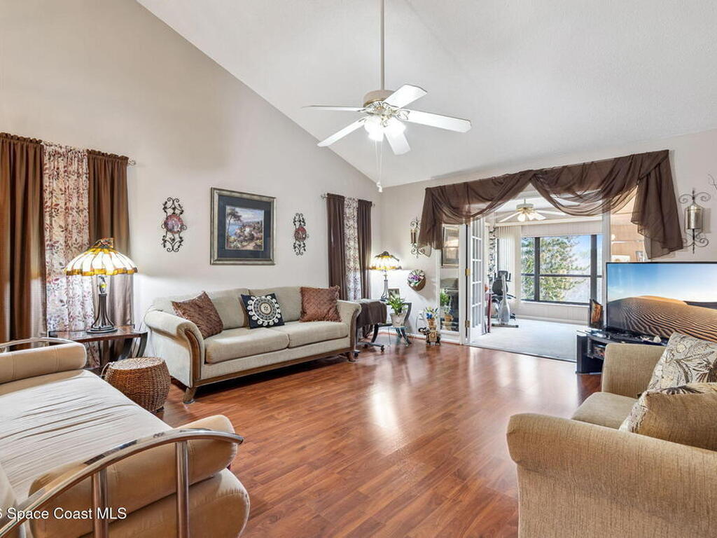 541 Belltower Avenue, Deltona, FL 32725