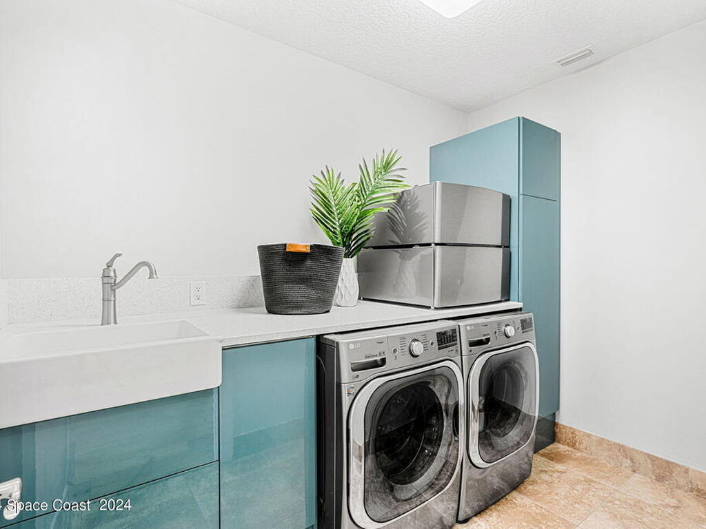 517 Eleuthera Lane, Indian Harbour Beach, FL 32937