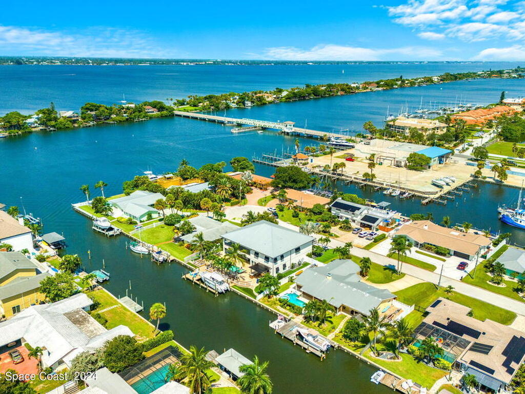 517 Eleuthera Lane, Indian Harbour Beach, FL 32937