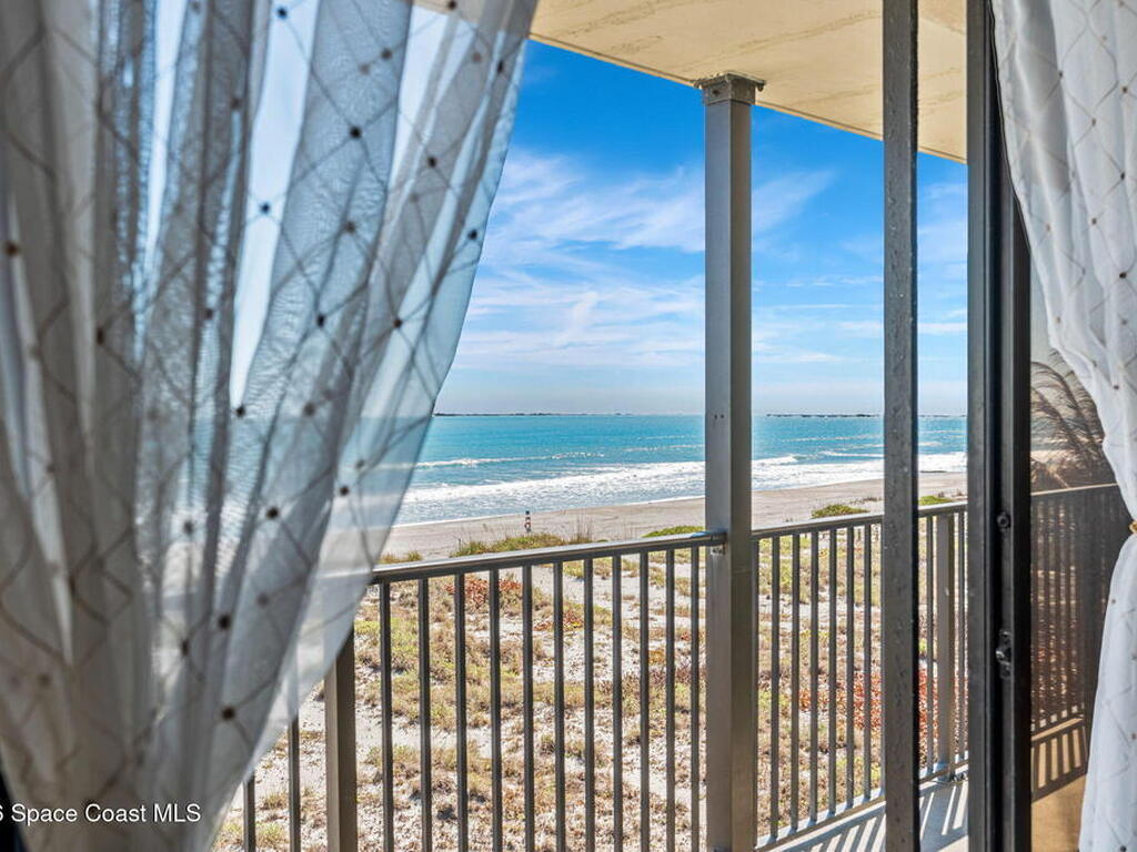 1251 S Atlantic Avenue, Cocoa Beach, FL 32931