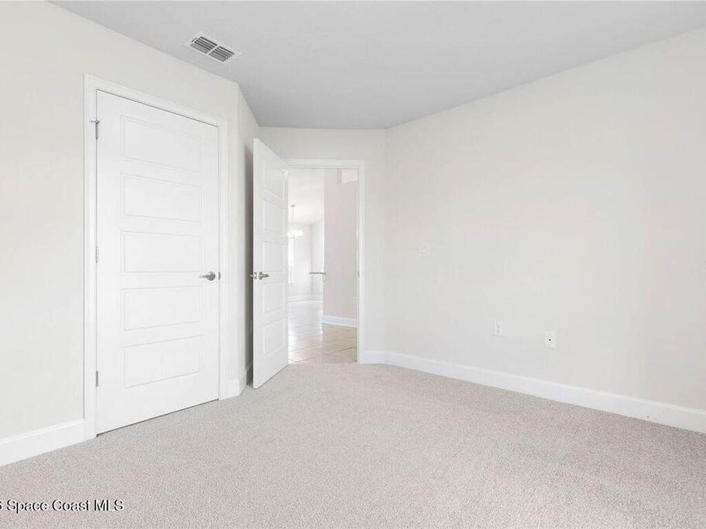 443 Oakleaf Street, Palm Bay, FL 32908