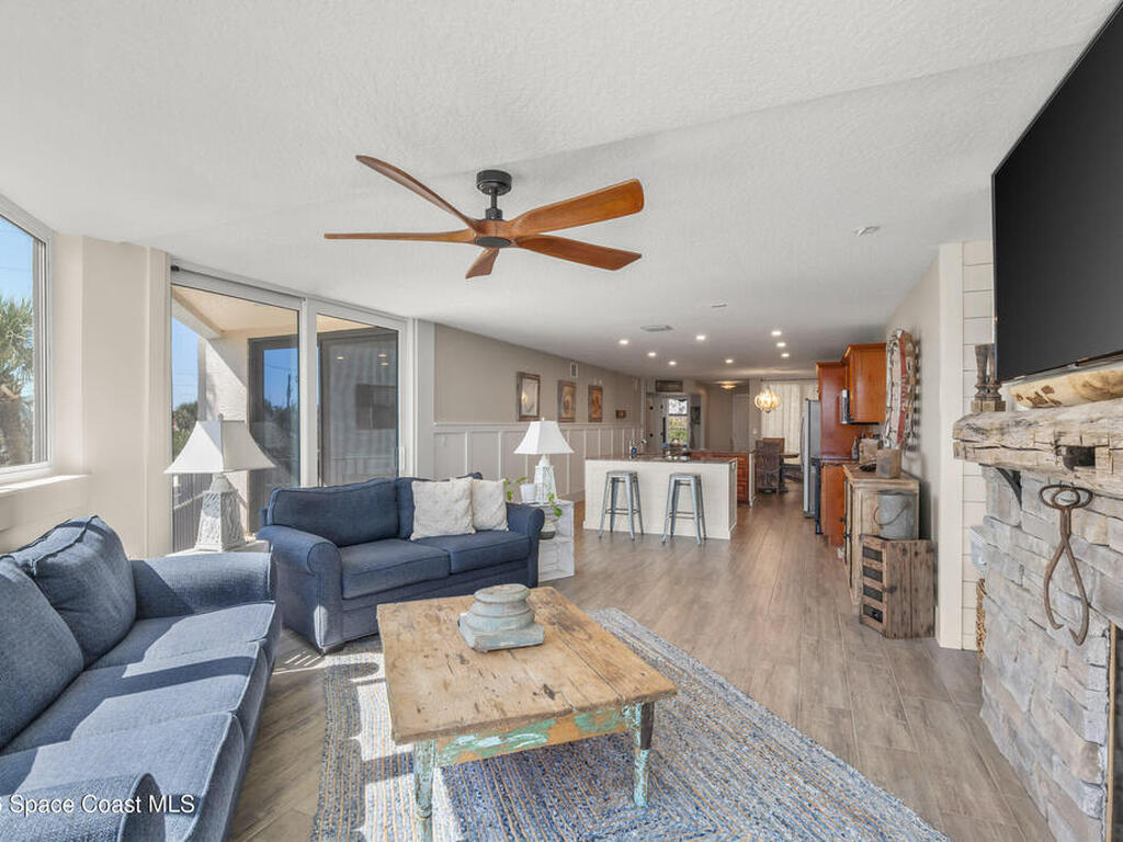 700 Wave Crest Avenue, Indialantic, FL 32903