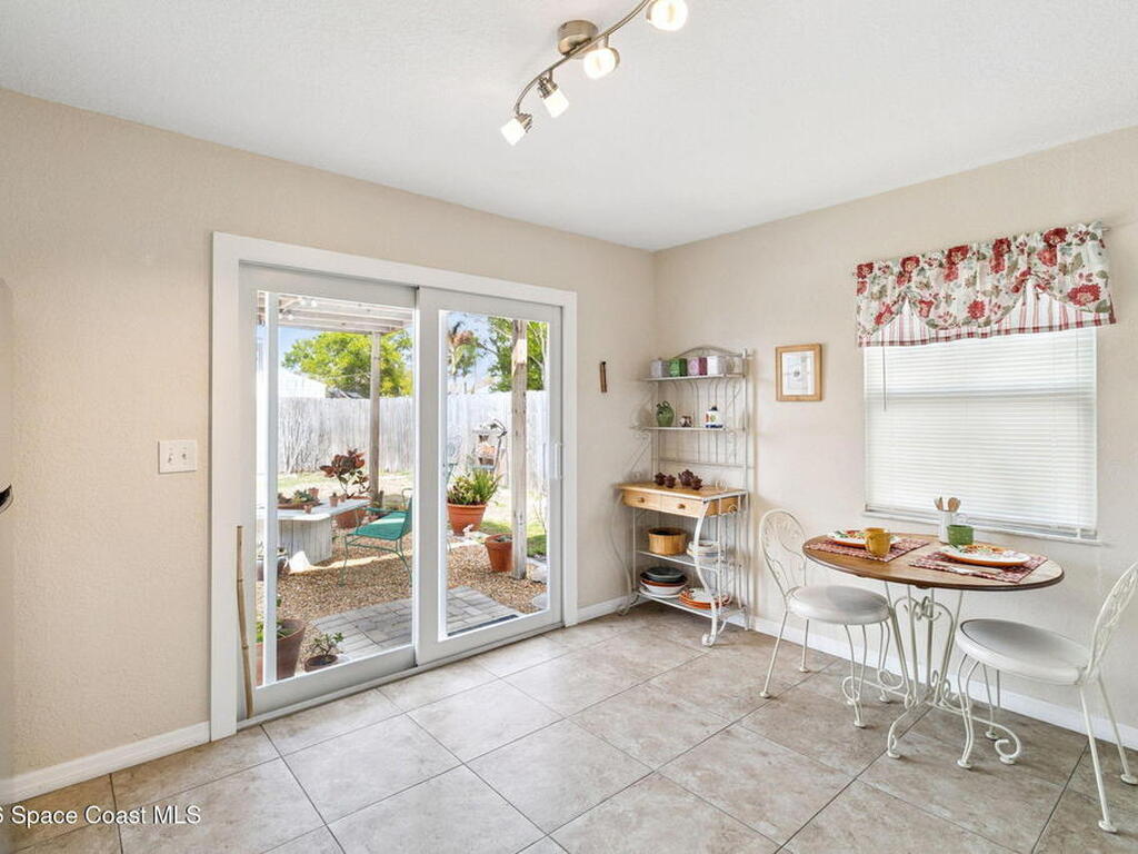 346 16th Place, Vero Beach, FL 32962