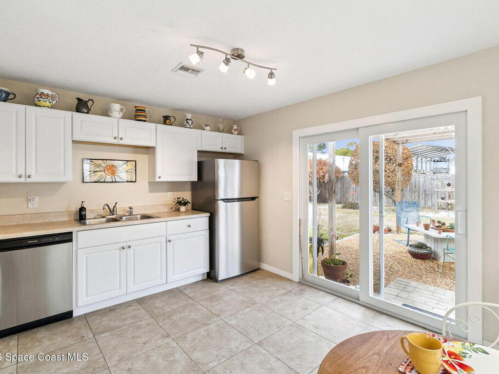 346 16th Place, Vero Beach, FL 32962