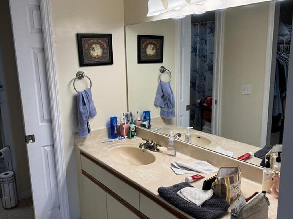 8600 Ridgewood Avenue, Cape Canaveral, FL 32920